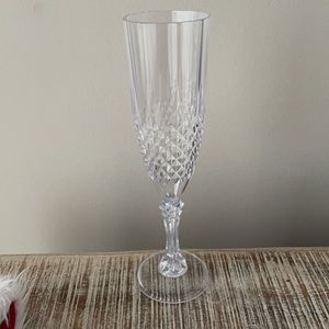 Patterned Plastic Champagne Flutes, 12 Ct, clear